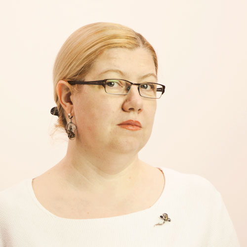 Елена Батаева